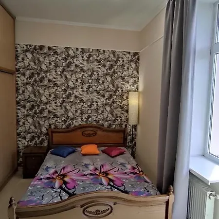 в центре торговая 6 Apartamento Odesa